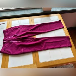 Figs scrubs magenta pants yola skinny small